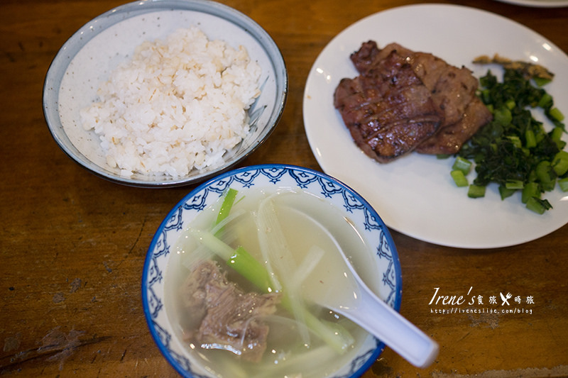 【仙台－美食】仙台牛舌的發祥店－味太助，濃厚的碳烤香。跟在地人一起吃牛舌！