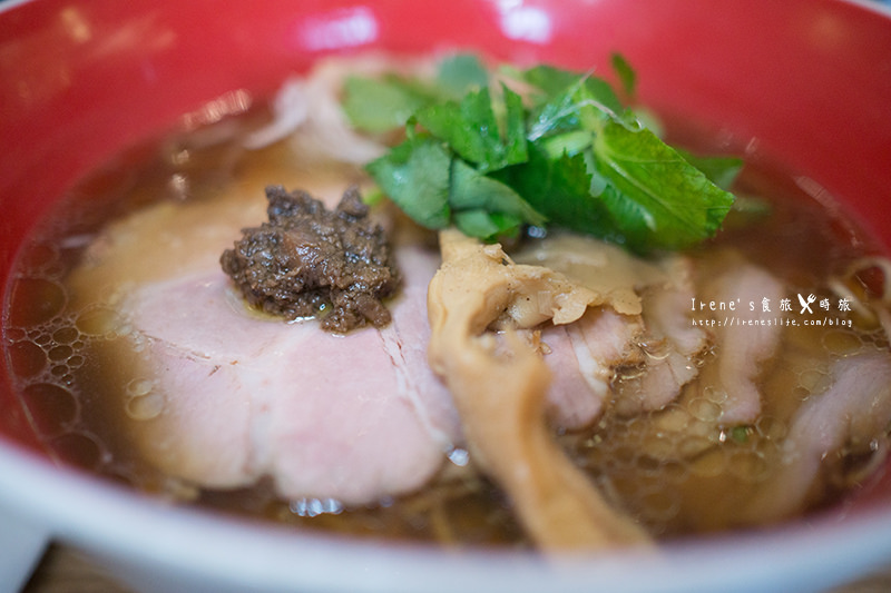 【台北中正區】台北車站美食/日本來的米其林一星拉麵/松露醬油湯頭．Tsuta蔦