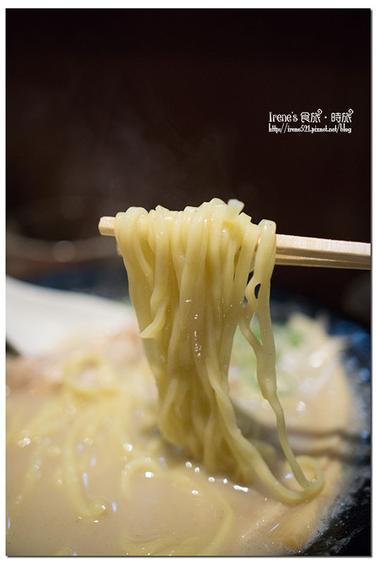 【大阪－美食】天神筋商店街拉麵/濃到化不開的豚骨拉麵/超厚的燒肉．麺匠 丹波篠山らーめん