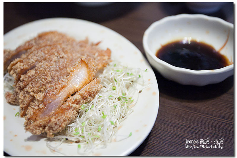 【台北大安區】要吃小吃還是特色菜通通有/冠軍魯肉飯．冇冇有私房菜