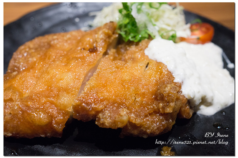 【桃園】華泰名品城美食，來自東京的美味雞拉麵．雞玉錦拉麵