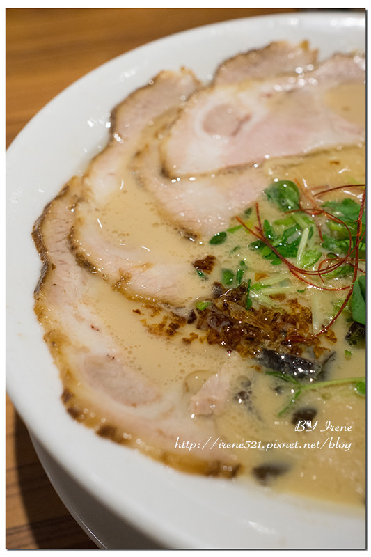 【桃園】華泰名品城美食，來自東京的美味雞拉麵．雞玉錦拉麵