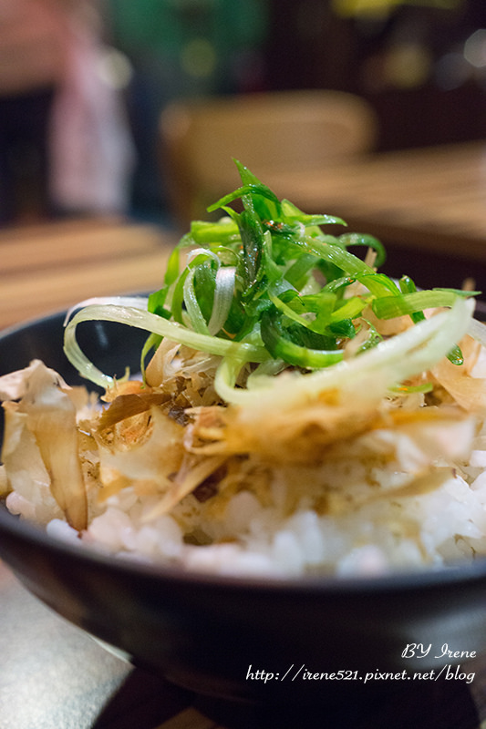 【三重】食材多樣化，內用免費柴魚醬拌飯吃到飽．燒鳥串道