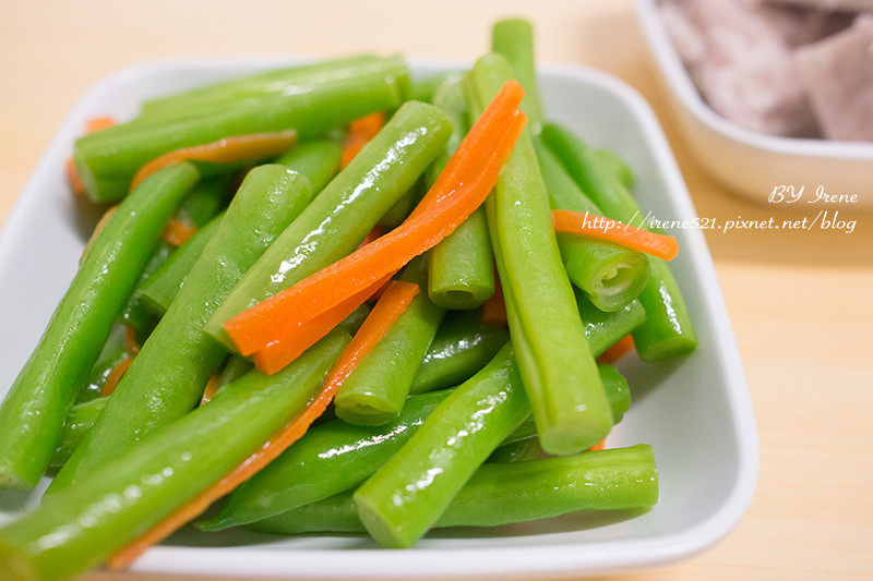 【板橋】銅板美食，當正餐當點心都合宜．阿義現蒸臭豆腐