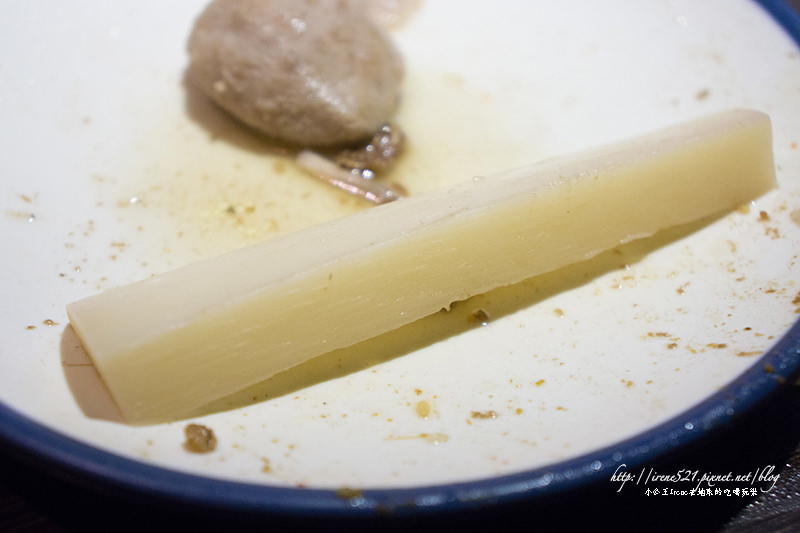 【台北大安區】比臉還大的火鍋肉片，百種的火鍋食材．蒙古紅 蒙古火鍋