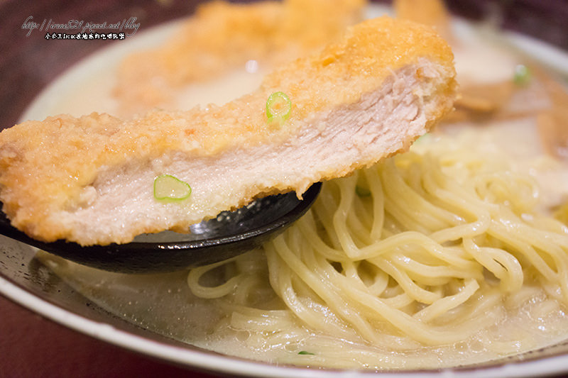 【桃園】超清爽湯頭．加部屋大口拉麵(南崁店)