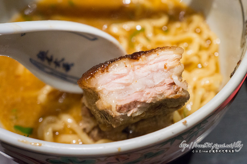 【台北中山區】肉肉控必點「一本拉麵」，太壯觀．神山 麵屋武藏