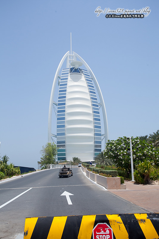 【杜拜】極盡奢華之能事，超七星級奢華飯店．帆船酒店Burj Al Arab