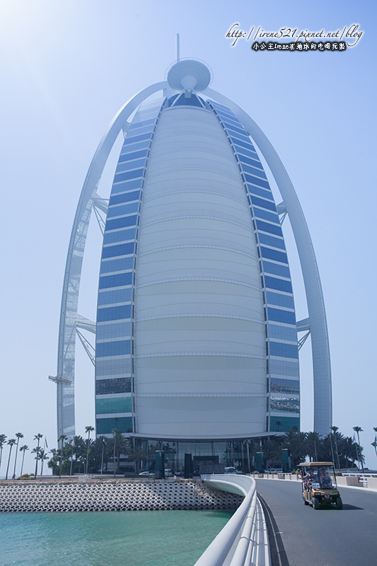 【杜拜】極盡奢華之能事，超七星級奢華飯店．帆船酒店Burj Al Arab