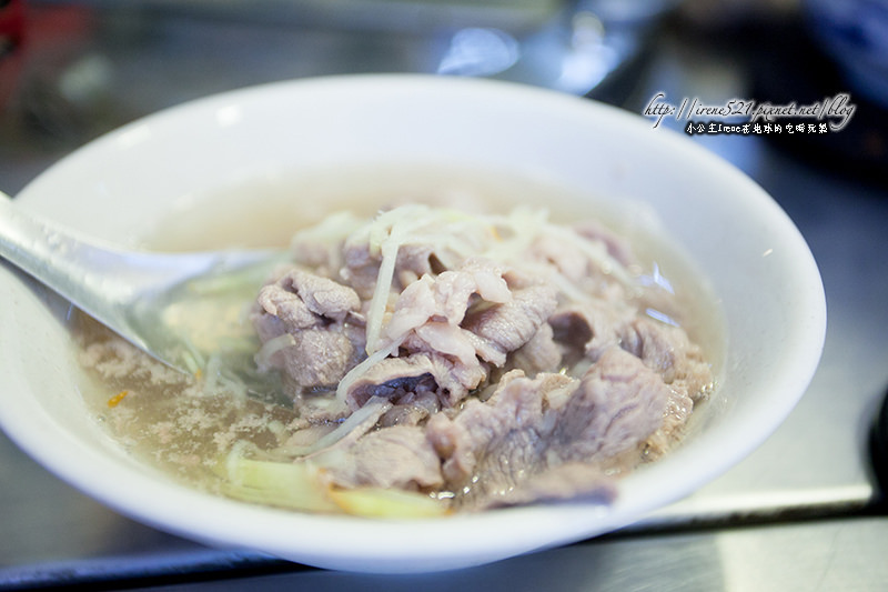 【基隆】巷仔內的好味道，遠近馳名的在地美食．羊妹妹羊魯飯&孝三路大腸圈&廖媽媽珍珠奶茶