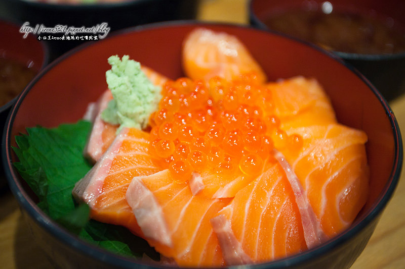 即時熱門文章：【大阪】平價丼飯，吃飽又吃巧．豪快立ち壽司