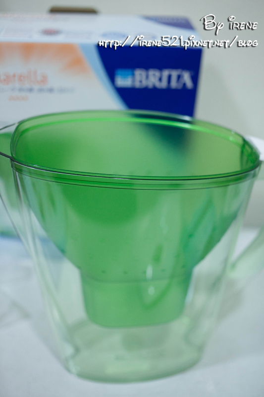 13.07.30-HOLA Brita 馬利拉型彩水壺