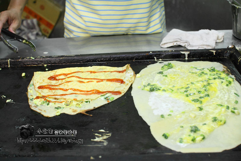 逢甲夜市明倫蛋餅