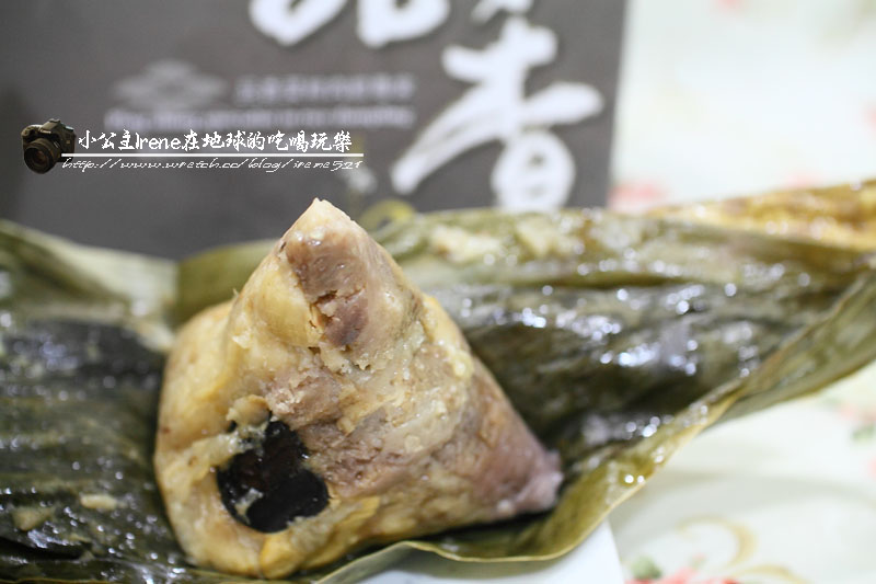 【試吃】來自台南的巨無霸肉粽．品香肉粽