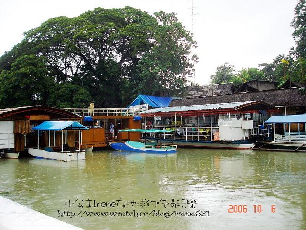 宿霧薄荷島－享用午餐‧漂流竹筏屋