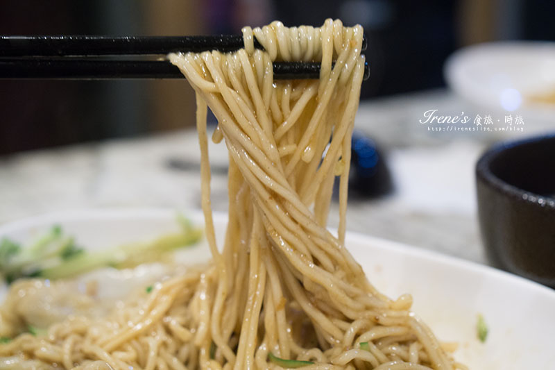 【桃園】巷仔內美食，台版沾汁麵，香辣夠勁還有三杯雞乾拌麵．相傳沾汁醬麵