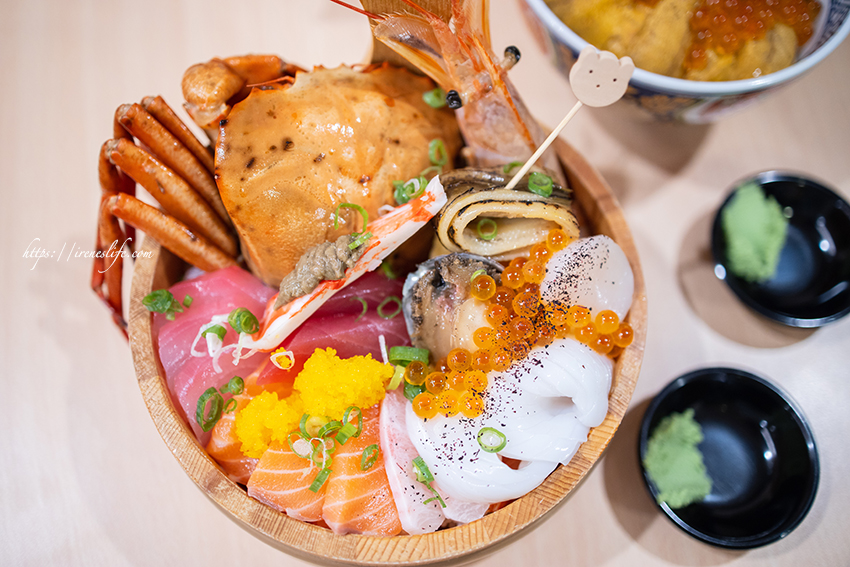 即時熱門文章：【台北士林區】天母超人氣海鮮丼飯食堂，人潮滿到溢出來！新鮮美味是關鍵．多摩食堂