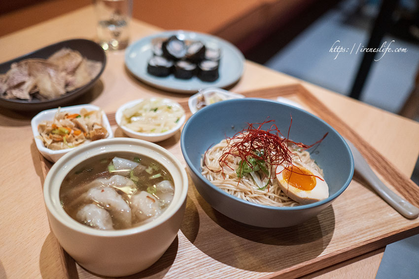 【台北松山區】富錦街美食，來自宜蘭30年的老麵店，民生社區文青登場．鬧聚 HUBBUB