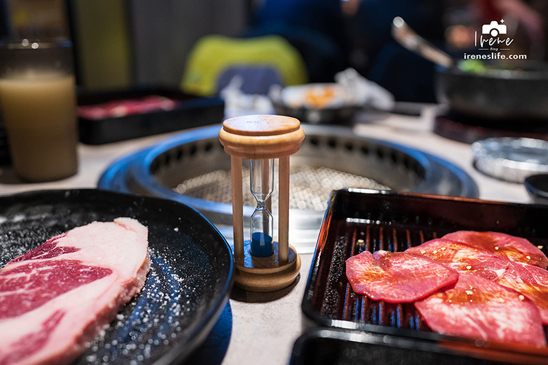 【西門町吃到飽餐廳】王品燒肉新品牌「肉次方」，近百種食材吃到飽！美國PRIME肋眼牛排桌邊現切超級狂