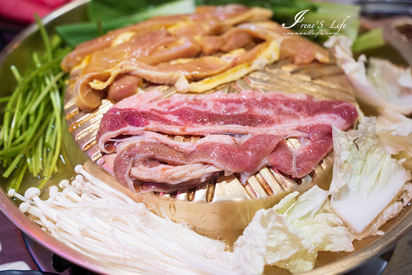 新莊體育場美食，銅盤烤肉、部隊鍋超划算吃到飽，只要329元起至少30種食材無限吃