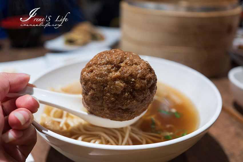 京站美食｜新店人氣山東小館新品牌，一個人也能輕鬆吃，絲瓜蝦仁湯包薄透多汁好清爽