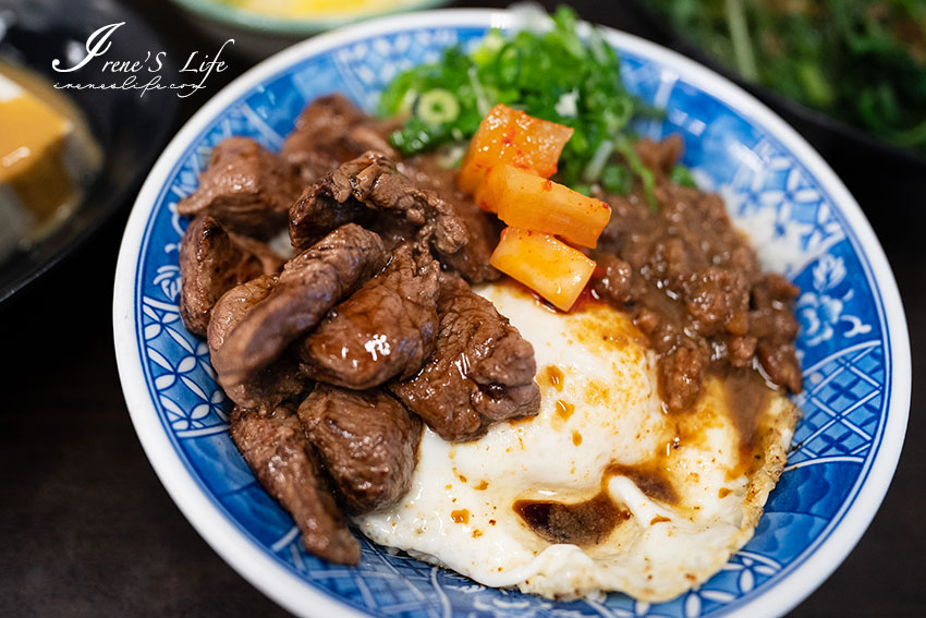 古早味小吃超驚喜，銷魂爆漿牛B飯，炙燒比目魚搭配魯肉飯的海陸雙響，台式丼飯好厲害