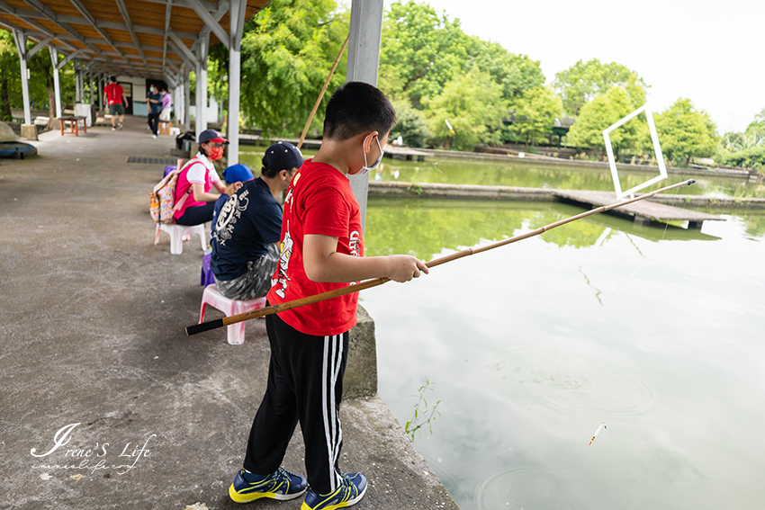 宜蘭景點｜生態瓶DIY、戲水區、釣魚體驗、魚咬腳皮、滑竹筏、腳踩雲霄飛車，親子共遊好去處