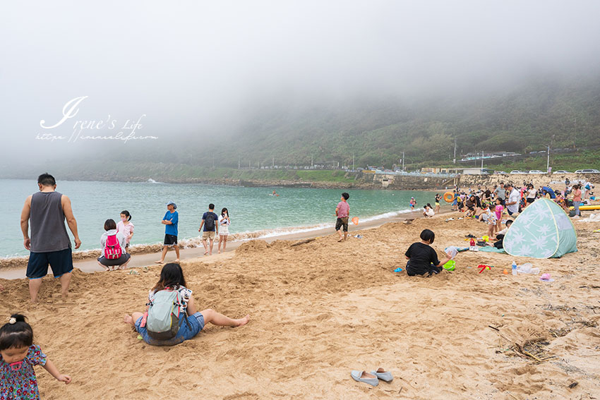 基隆/萬里親子步道，臨海的濱海步道，輕鬆好走又有美景相伴，沿途有沙灘、咖啡店、海產店