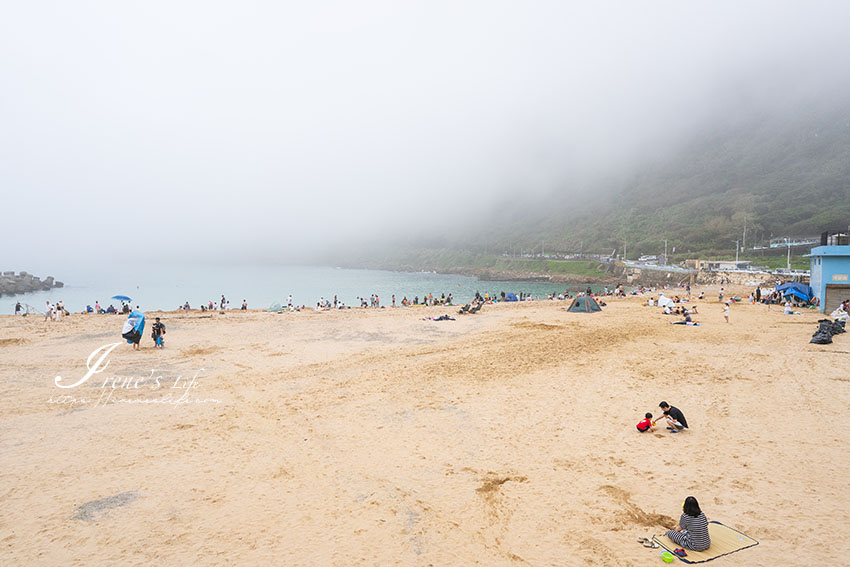 基隆/萬里親子步道，臨海的濱海步道，輕鬆好走又有美景相伴，沿途有沙灘、咖啡店、海產店