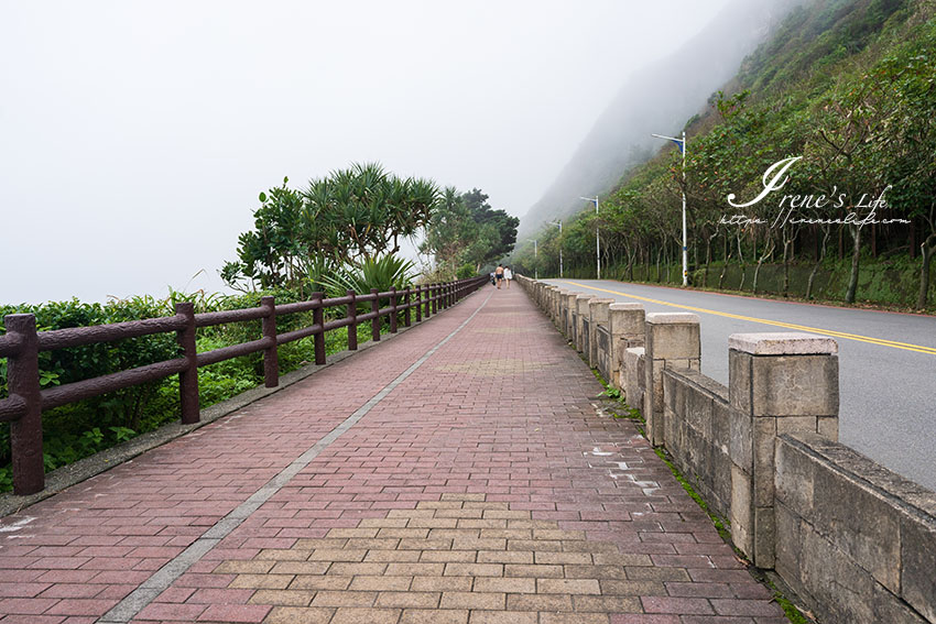 基隆/萬里親子步道，臨海的濱海步道，輕鬆好走又有美景相伴，沿途有沙灘、咖啡店、海產店