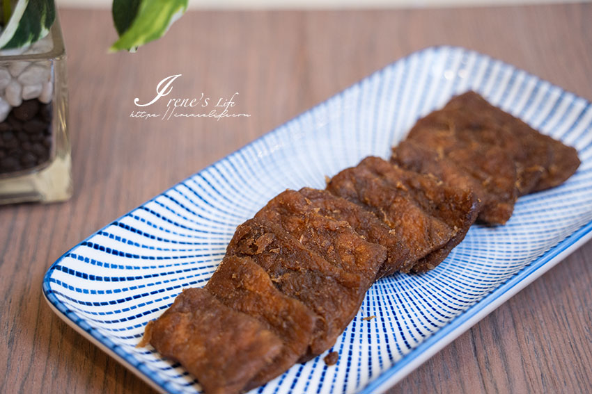 人氣團購美食｜大人小孩都愛吃的植物肉乾，木直肉乾口味多又有咀嚼感，蔬食葷食者必吃