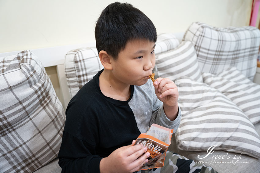 人氣團購美食｜大人小孩都愛吃的植物肉乾，木直肉乾口味多又有咀嚼感，蔬食葷食者必吃