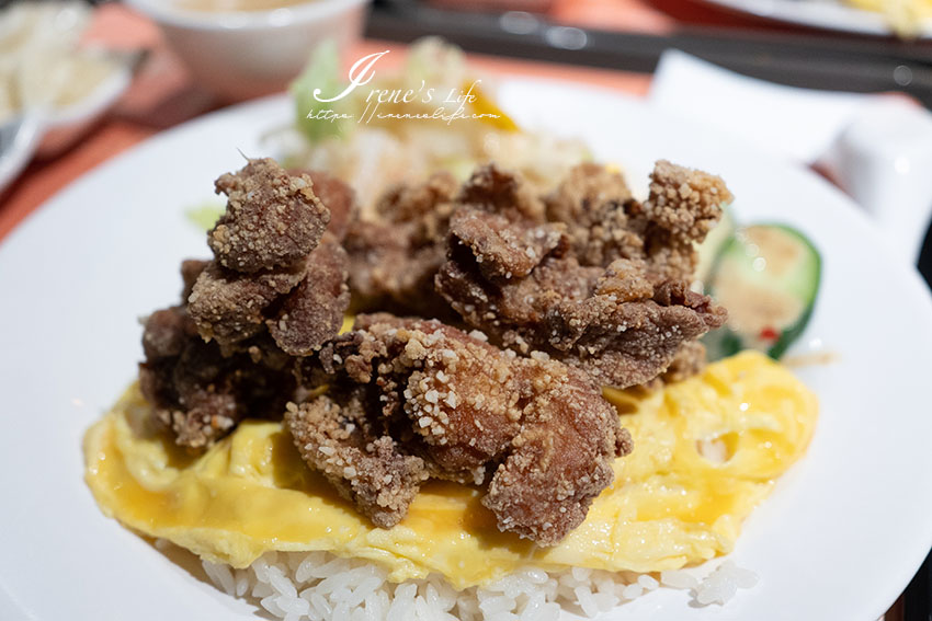 誠品生活南西店美食街｜阿花蕎麥麵入駐美食街，最便宜190元附三款小菜還有一碗湯