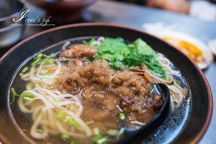 北投牛肉麵推薦｜三大人氣牛肉麵之一，湯頭濃郁肉大塊，牛肉軟到根本不用咬