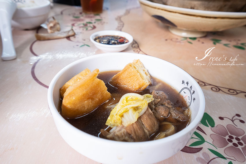 吉隆坡美食推薦｜老字號人氣肉骨茶店，一早就吃新峰肉骨茶，連在地人都來吃