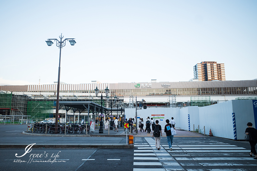 新潟推薦住宿｜新潟車站前，旁邊就是Yodobashi，飯店新穎時尚舒適，有中文櫃台人員