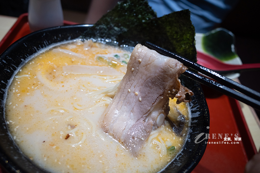 土城日月光餐廳推薦，日本來的連鎖家庭餐廳，菜單種類豐富且內用飲料無限供應