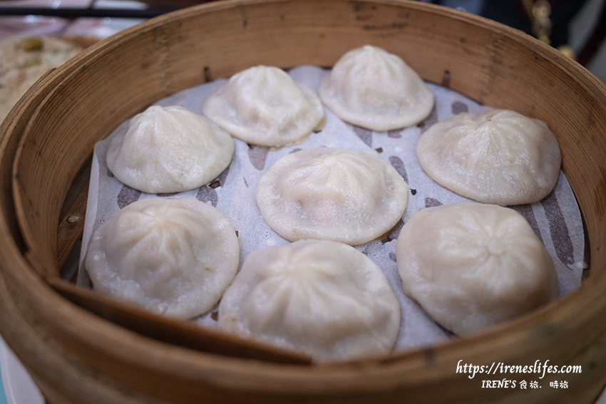 淡水素食小吃推薦｜臭香四溢的清蒸臭豆腐、臭豆腐拉麵、番茄燉飯、蘿勒燉飯、白玉湯包