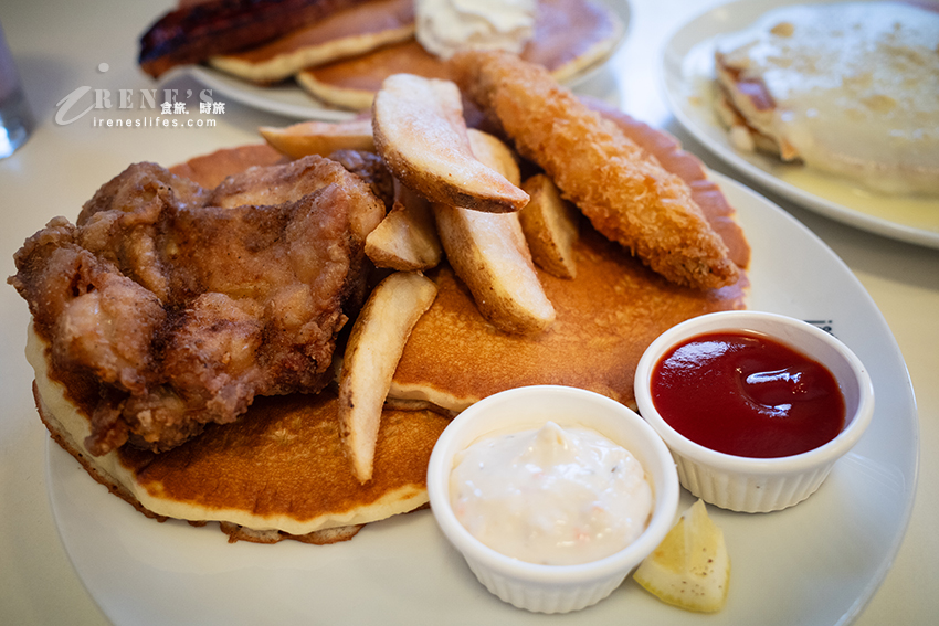 沖繩恩納村早餐美食，超人氣的夏威夷鬆餅屋，PANCAKE超大份量，有甜有鹹選擇多，備有停車場