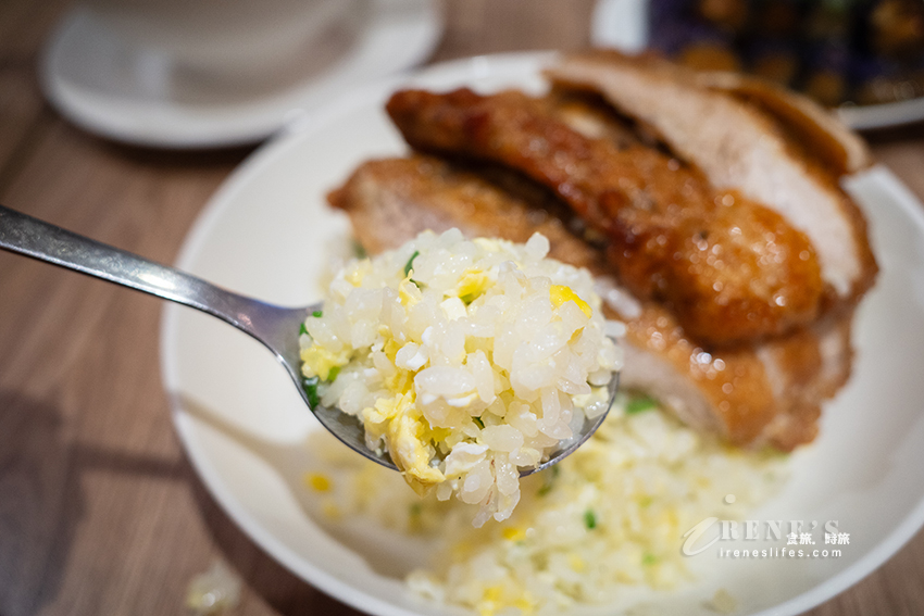 平替版鼎泰豐，永和好吃排骨蛋炒飯、紅油抄手、酸菜白肉湯，口味份量都不差