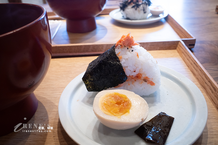 淺草日式早餐推薦，還沒開門就大排長龍！味噌湯配飯糰的傳統吃法，美味又滿足